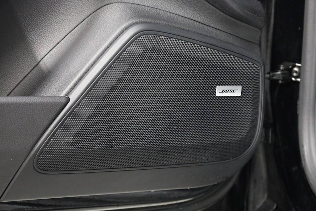 Thumbnail: 2018 Porsche Panamera - 27