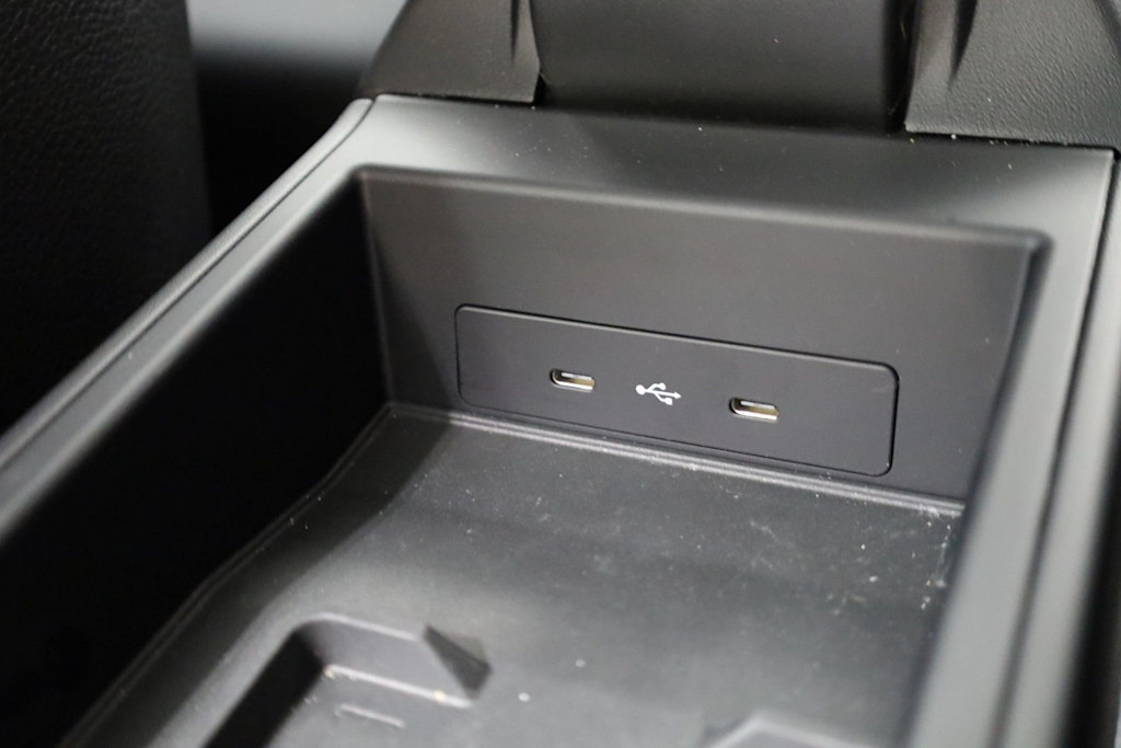 Thumbnail: 2025 Porsche 911 - 37