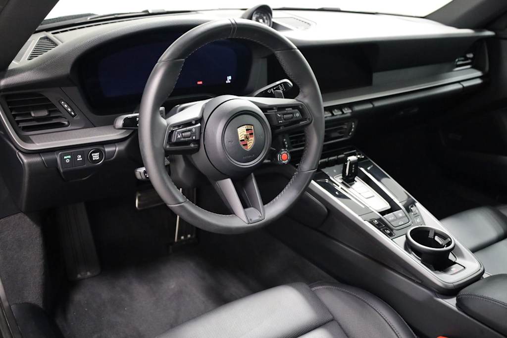 Thumbnail: 2025 Porsche 911 - 2