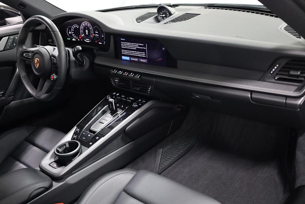 Thumbnail: 2025 Porsche 911 - 9