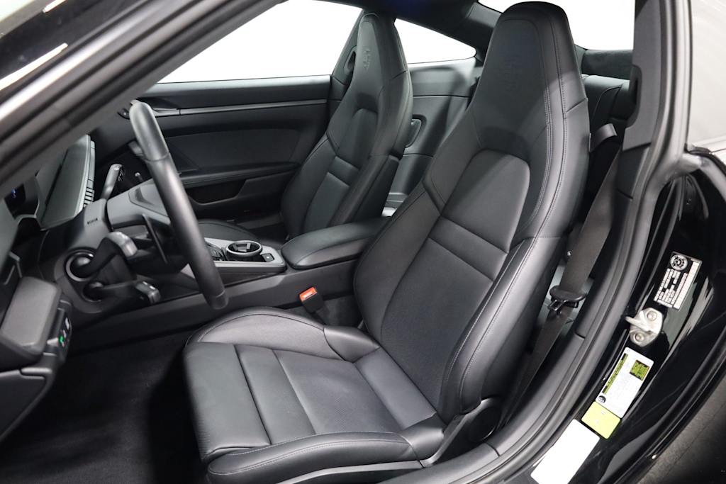 Thumbnail: 2025 Porsche 911 - 10