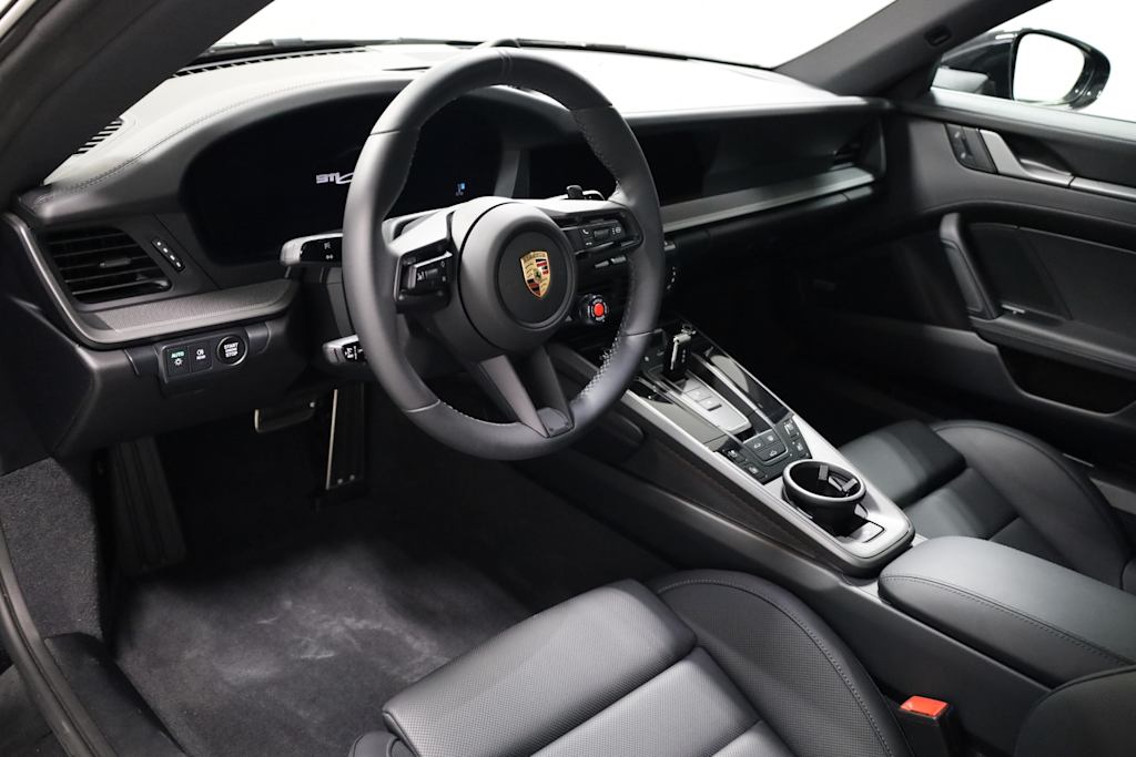 Thumbnail: 2025 Porsche 911 - 2