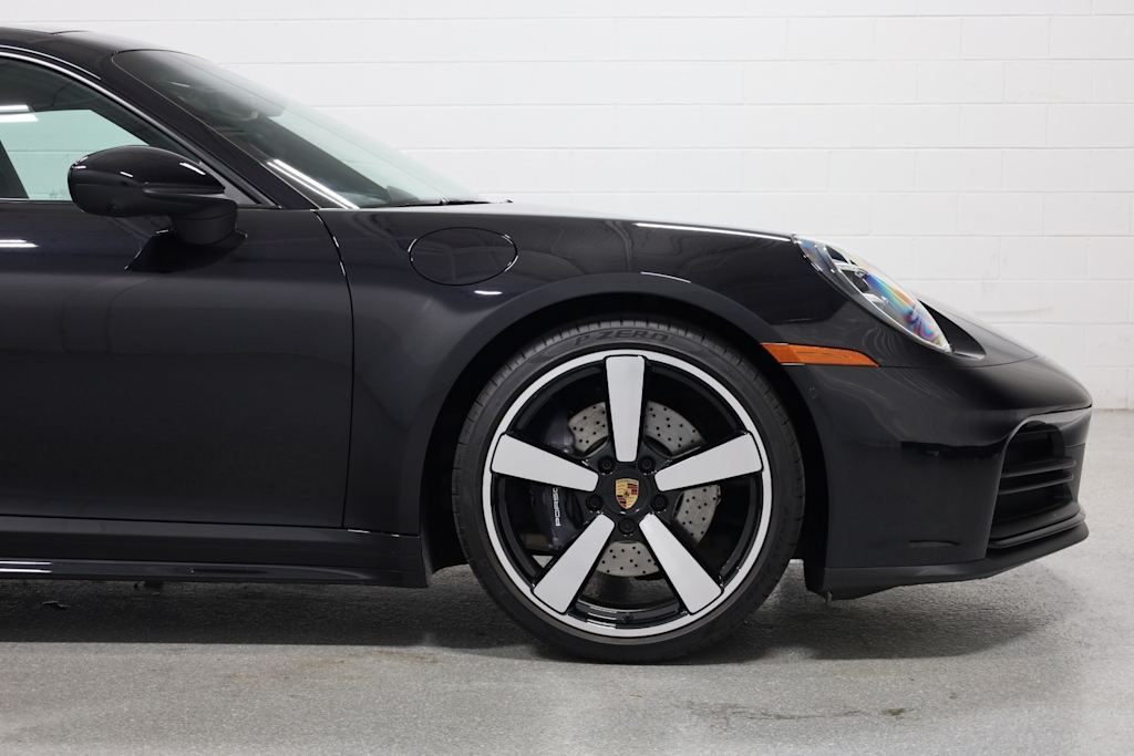 Thumbnail: 2025 Porsche 911 - 8