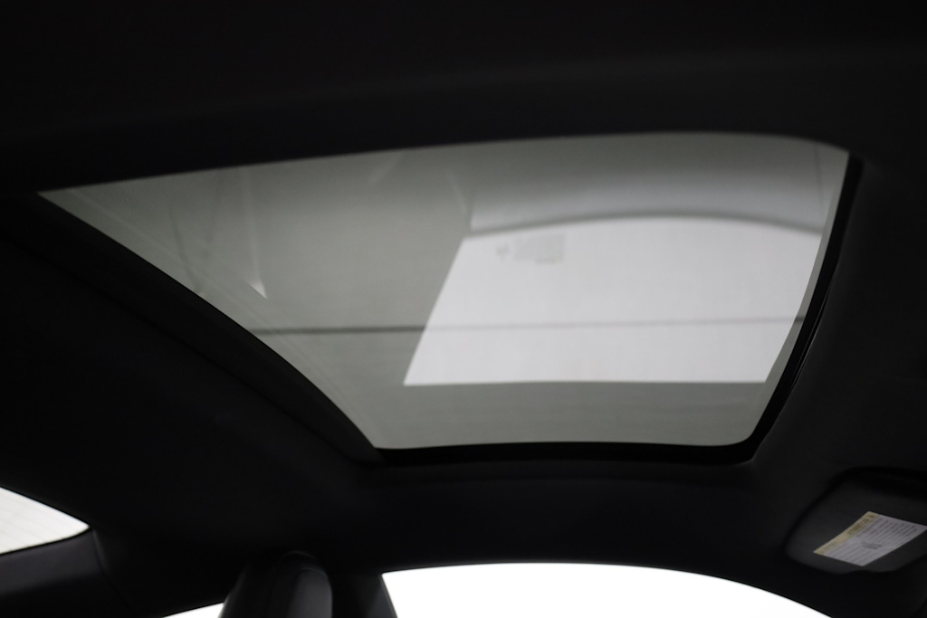 Thumbnail: 2025 Porsche 911 - 27