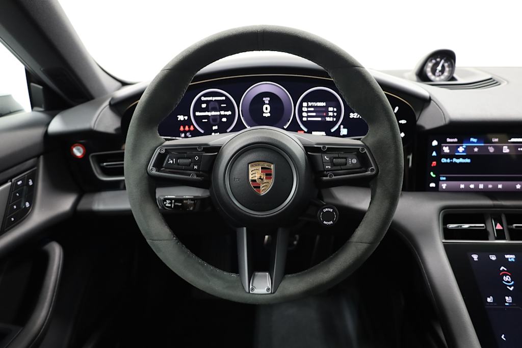 Thumbnail: 2025 Porsche Taycan - 2
