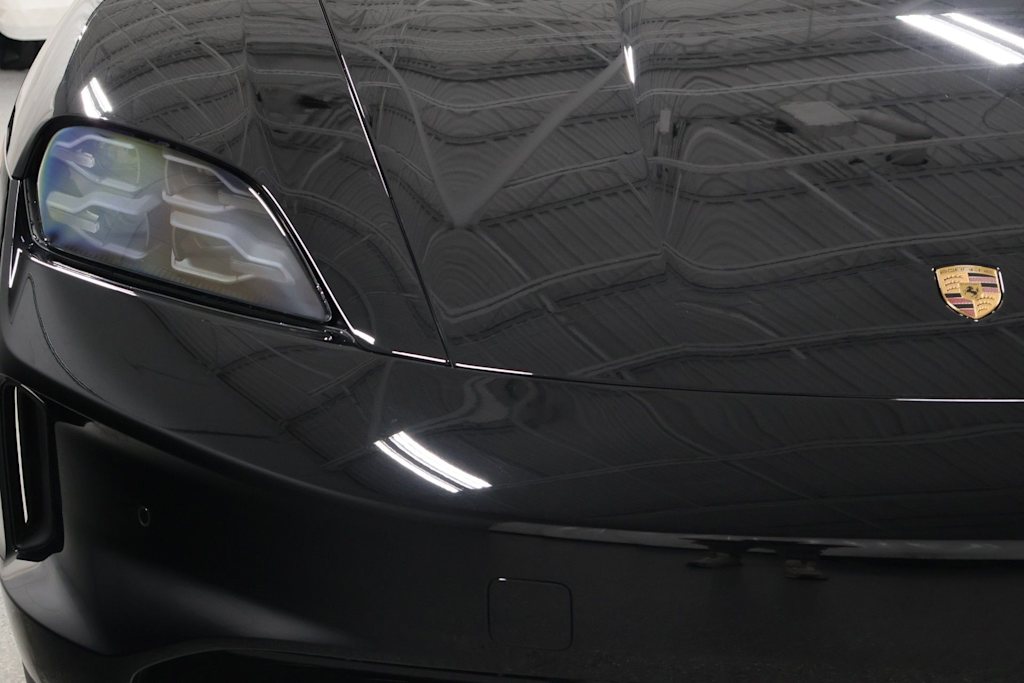 Thumbnail: 2026 Porsche Taycan - 25