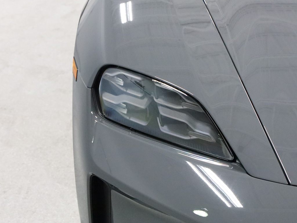 Thumbnail: 2026 Porsche Taycan - 23