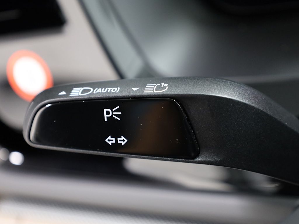 Thumbnail: 2026 Porsche Panamera - 19