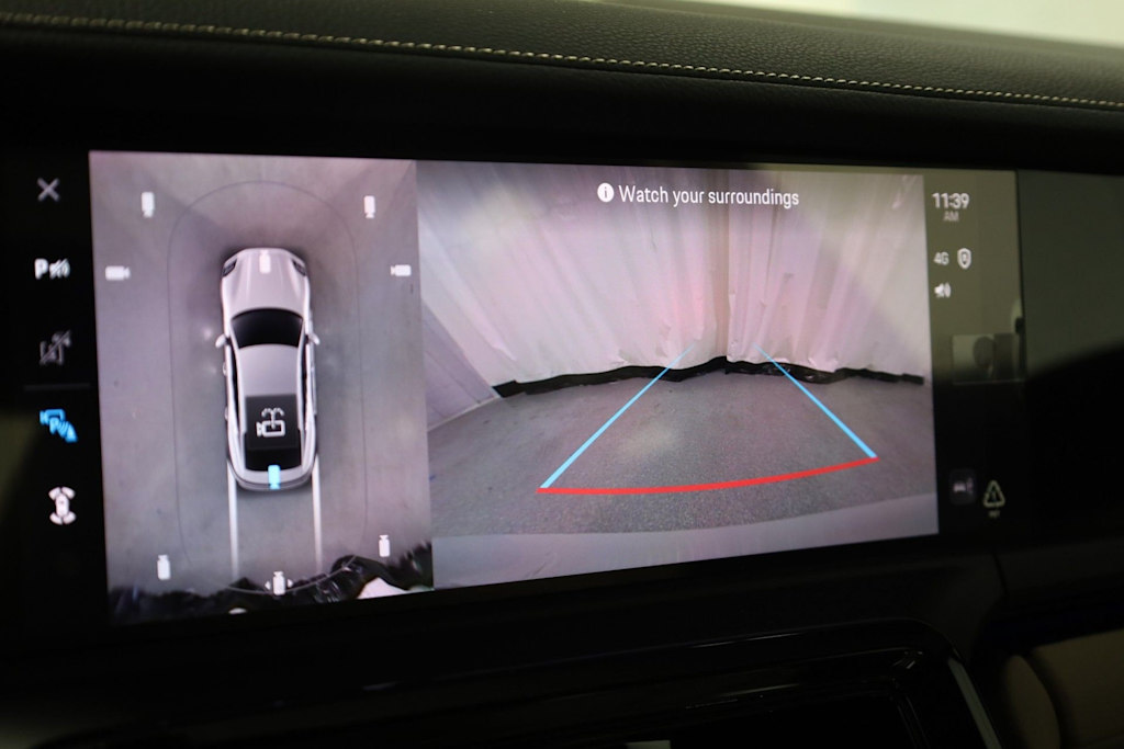 Thumbnail: 2025 Porsche Panamera - 37