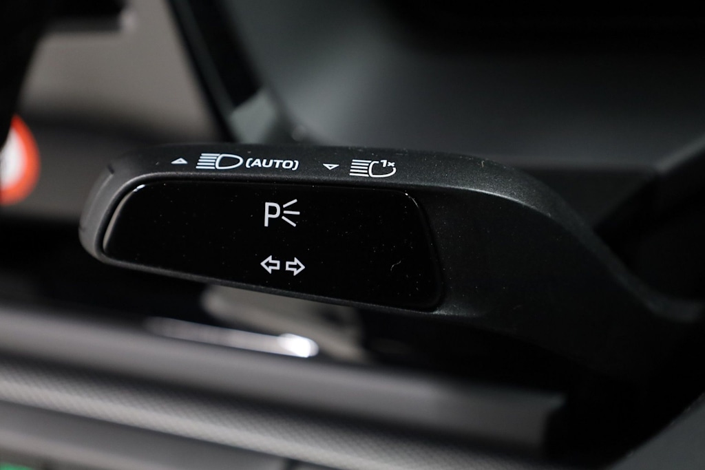 Thumbnail: 2026 Porsche Panamera - 15