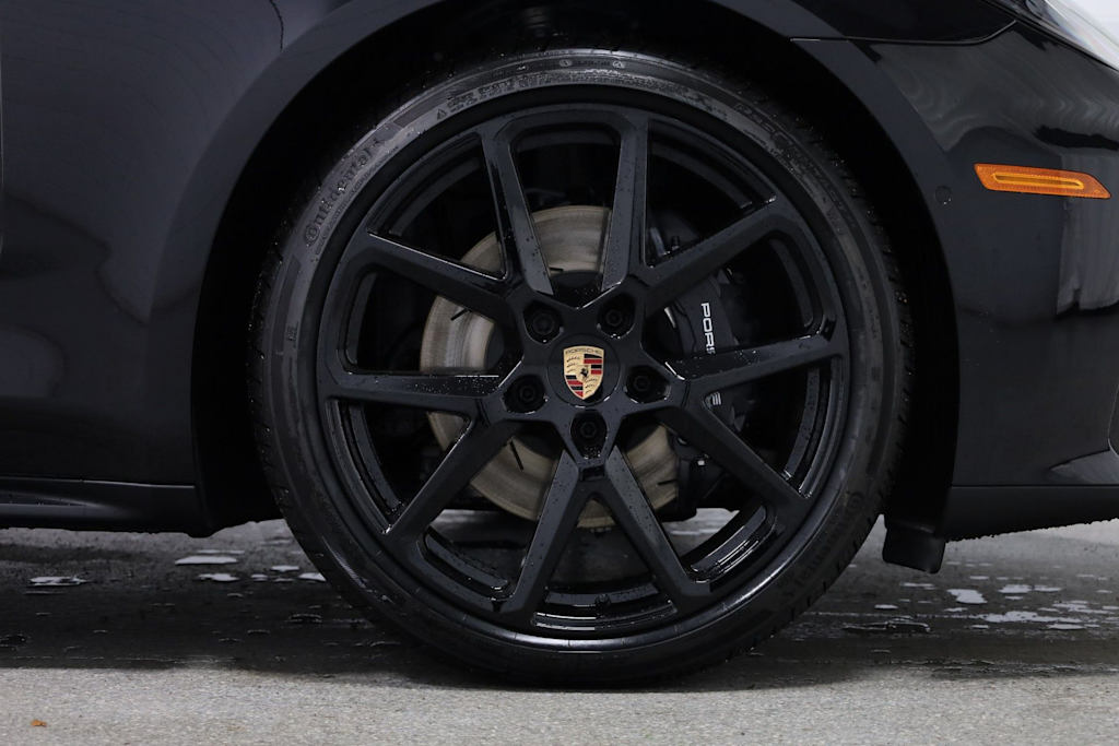 Thumbnail: 2026 Porsche Panamera - 22