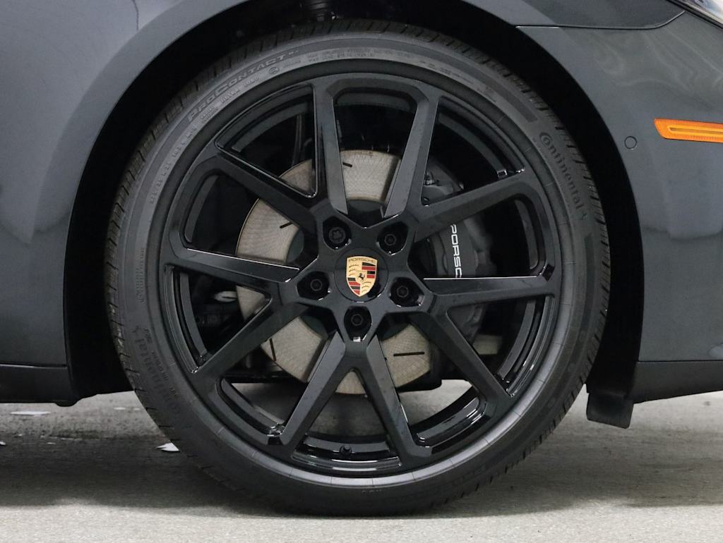 Thumbnail: 2026 Porsche Panamera - 22