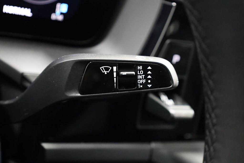 Thumbnail: 2026 Porsche Panamera - 35