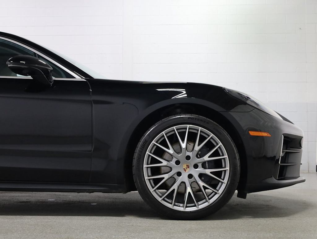 Thumbnail: 2026 Porsche Panamera - 8