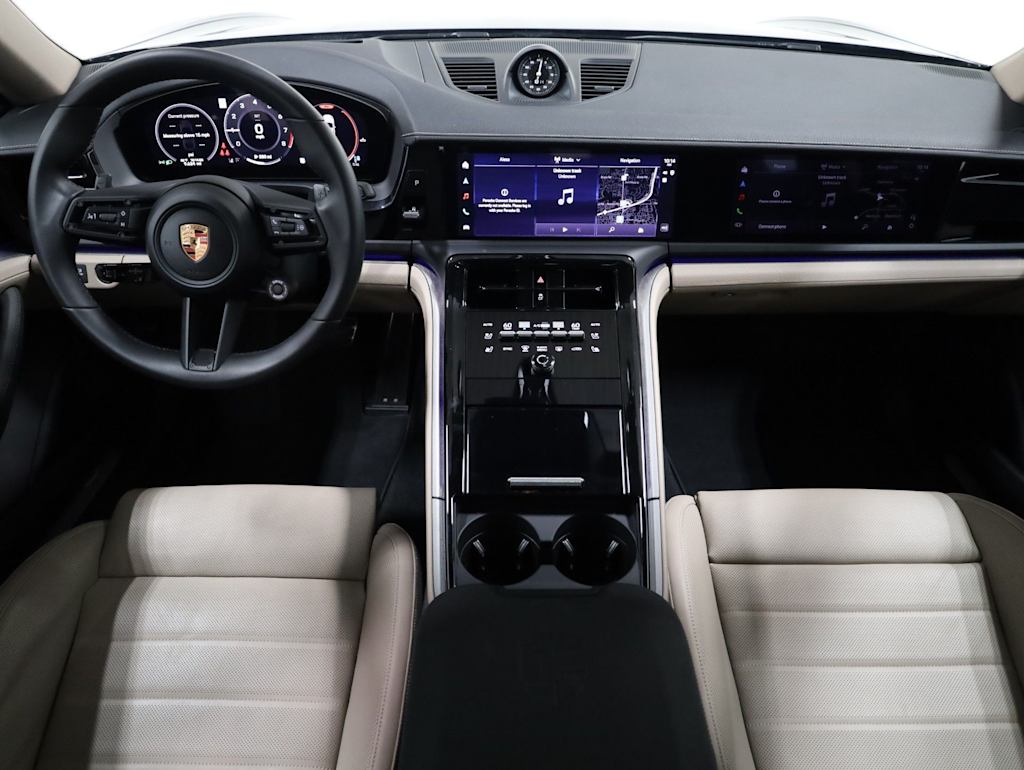 Thumbnail: 2026 Porsche Panamera - 15