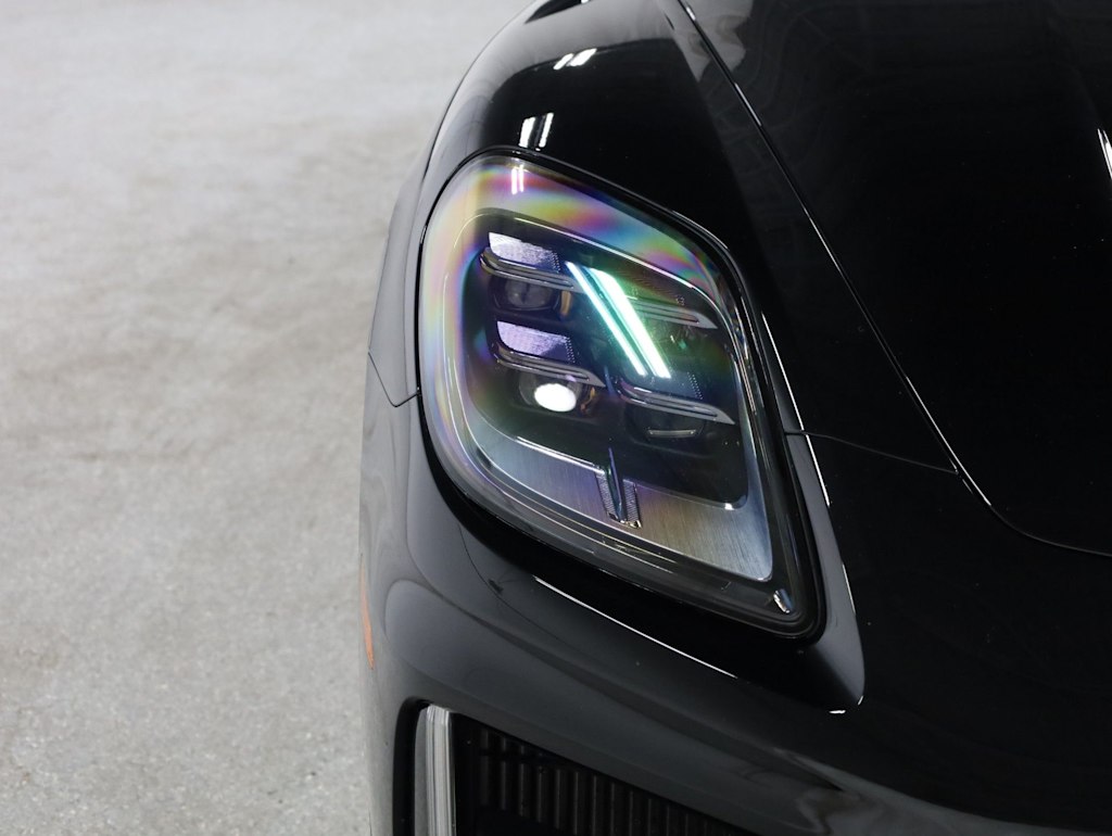 Thumbnail: 2026 Porsche Panamera - 7