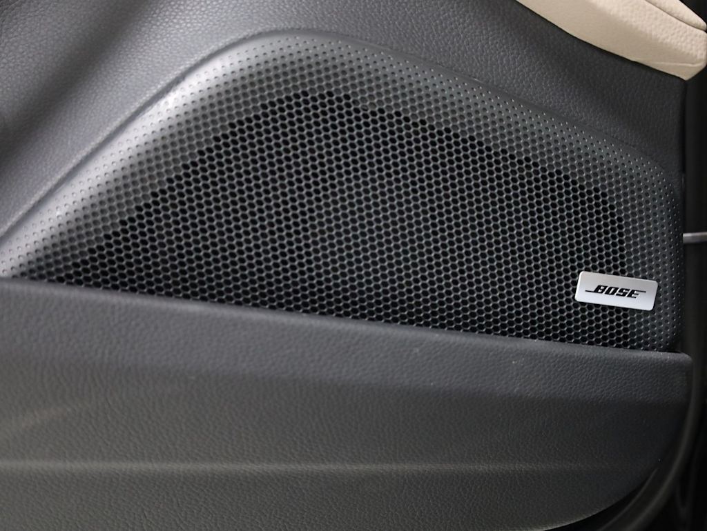 Thumbnail: 2026 Porsche Panamera - 28