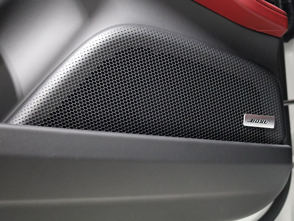Thumbnail: 2026 Porsche Panamera - 27