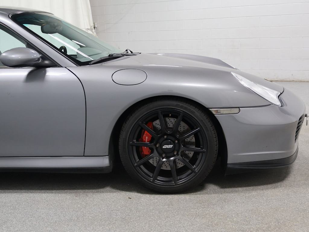 Thumbnail: 2002 Porsche 911 - 8