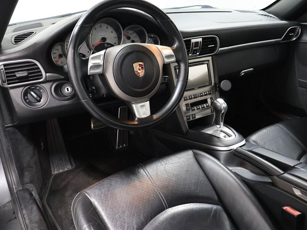 Thumbnail: 2005 Porsche 911 - 2