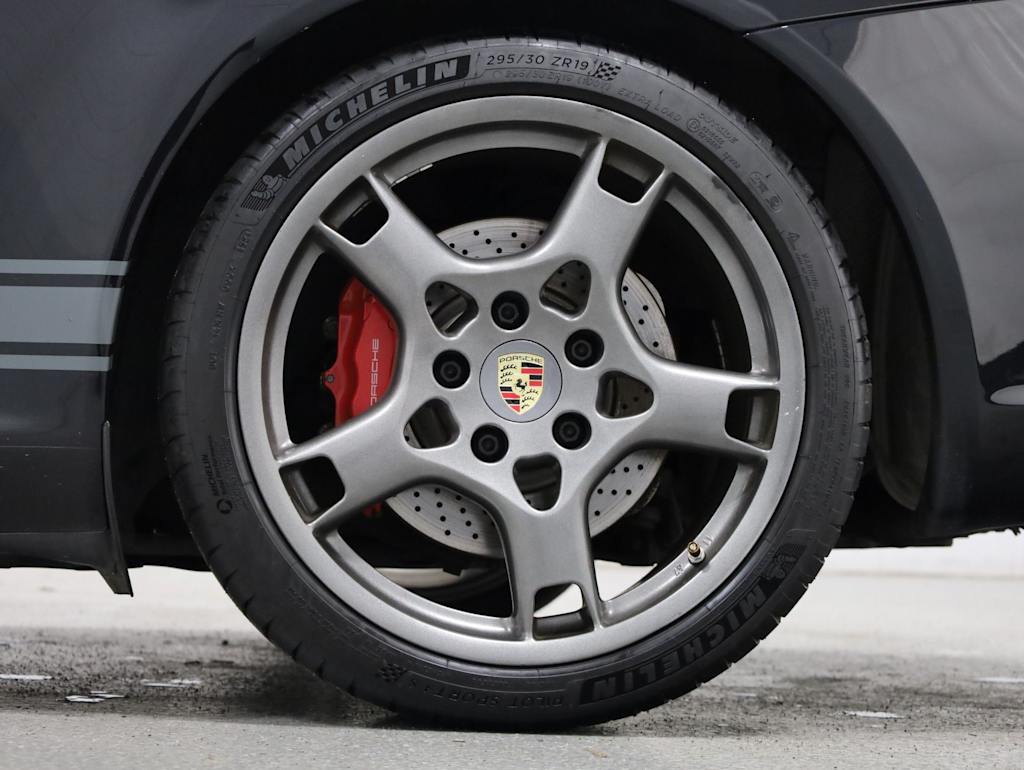 Thumbnail: 2008 Porsche 911 - 41