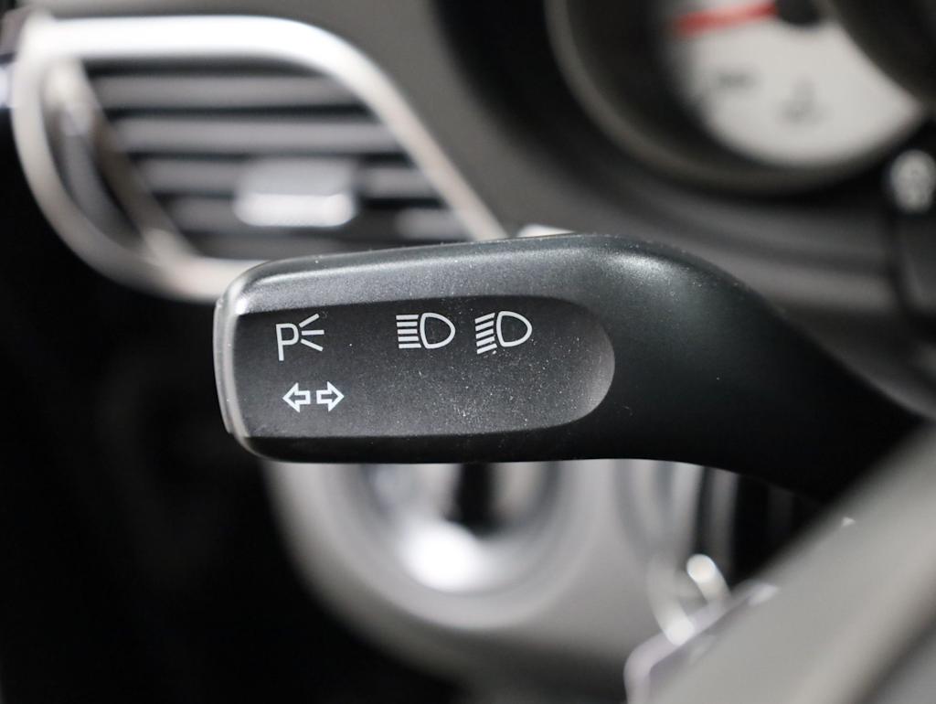 Thumbnail: 2008 Porsche 911 - 36