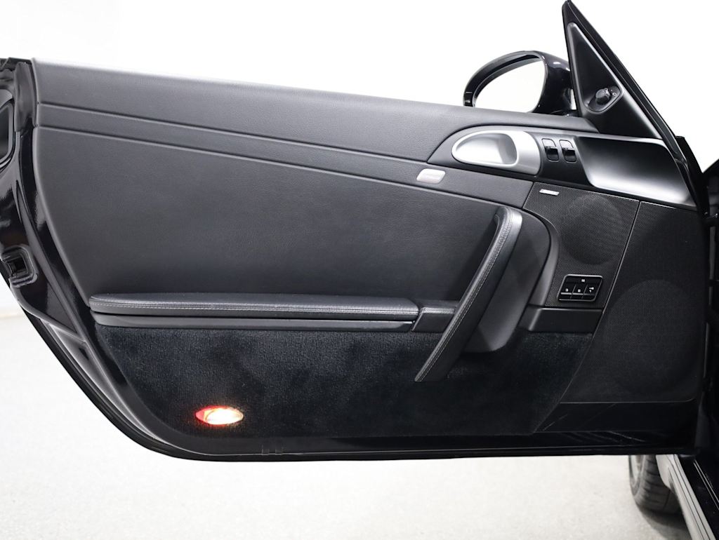 Thumbnail: 2008 Porsche 911 - 26