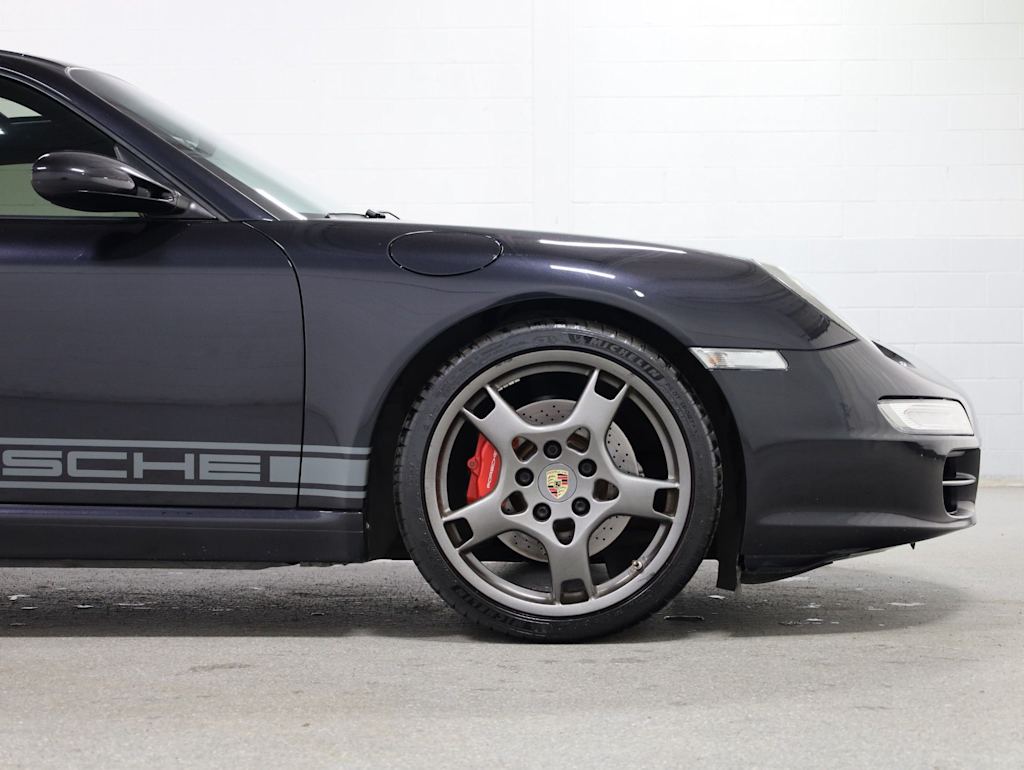 Thumbnail: 2008 Porsche 911 - 7