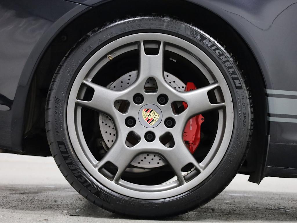 Thumbnail: 2008 Porsche 911 - 40