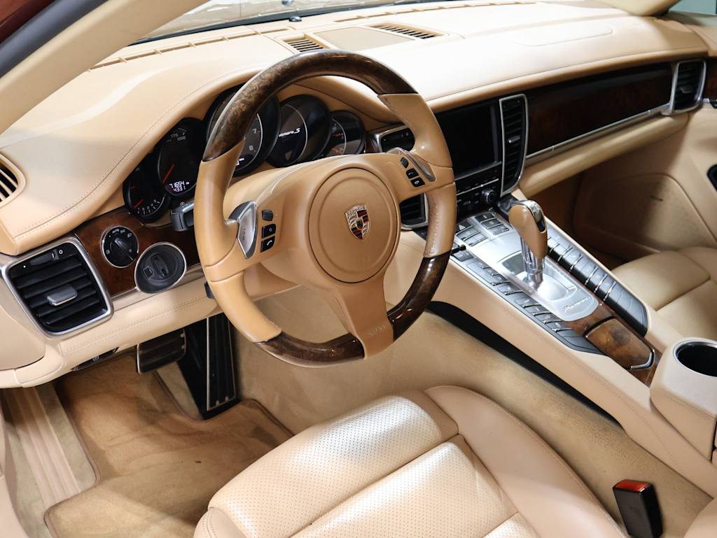 Thumbnail: 2012 Porsche Panamera - 2