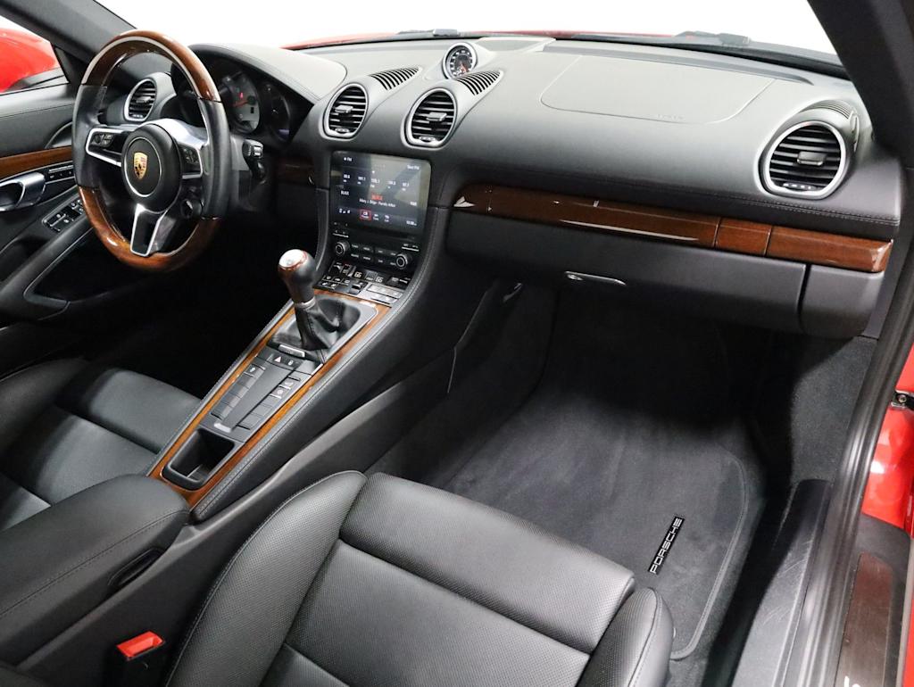 Thumbnail: 2018 Porsche 718 Cayman - 8