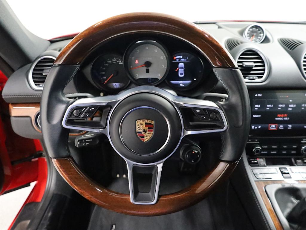 Thumbnail: 2018 Porsche 718 Cayman - 11