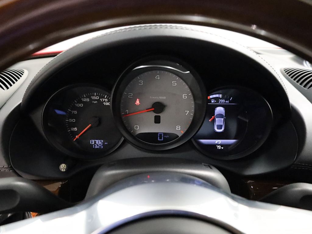 Thumbnail: 2018 Porsche 718 Cayman - 14