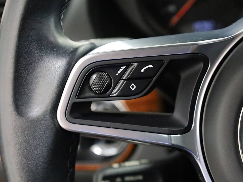 Thumbnail: 2018 Porsche 718 Cayman - 28