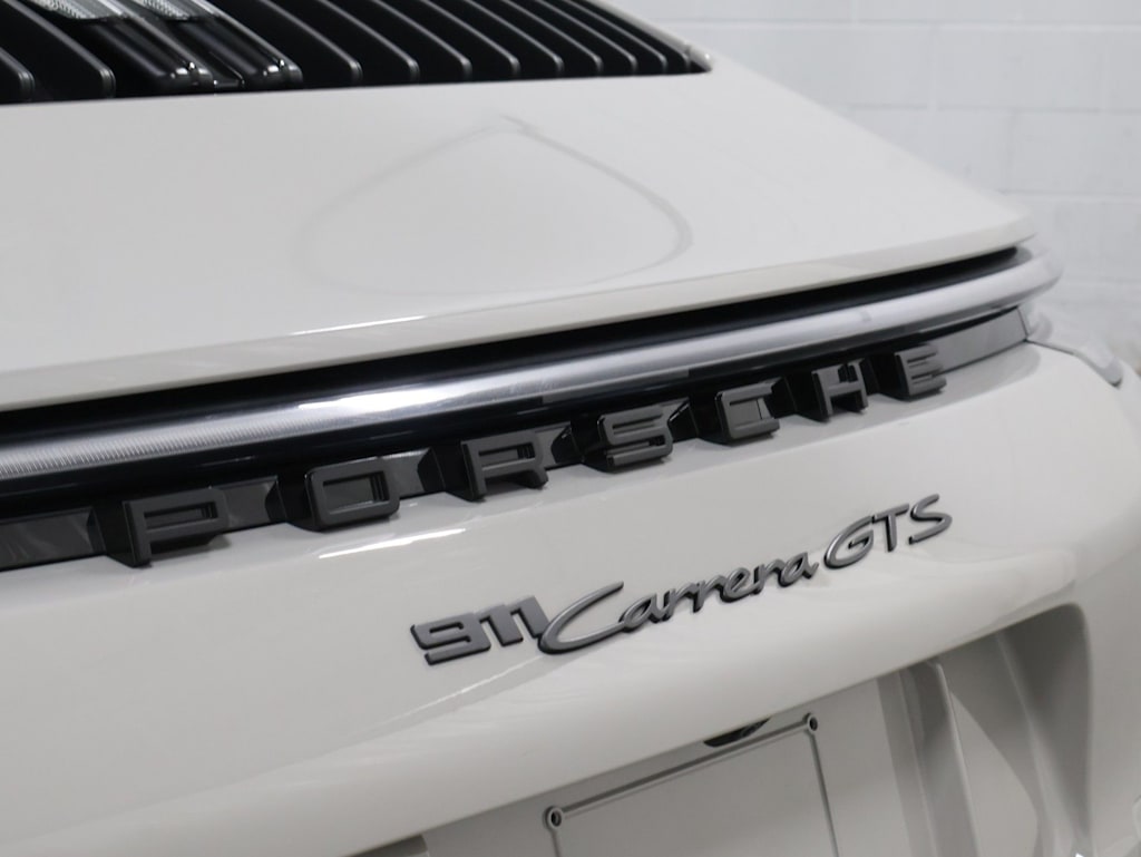 Thumbnail: 2024 Porsche 911 - 6