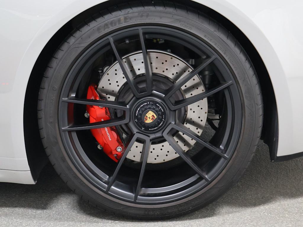 Thumbnail: 2024 Porsche 911 - 41
