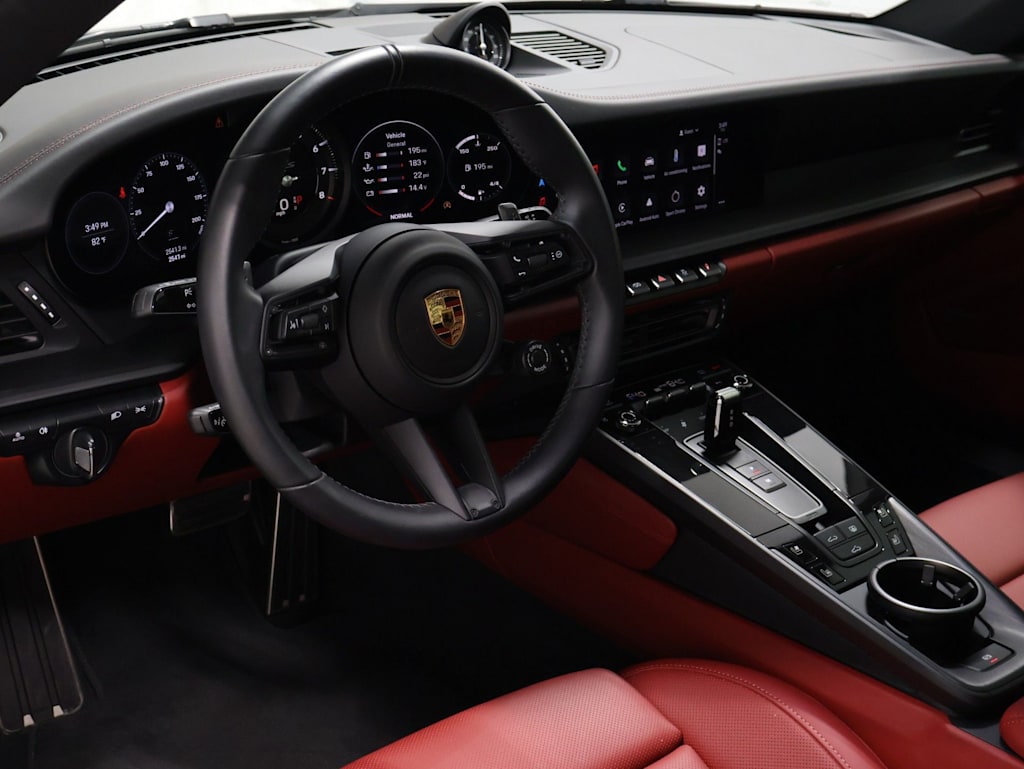 Thumbnail: 2024 Porsche 911 - 2
