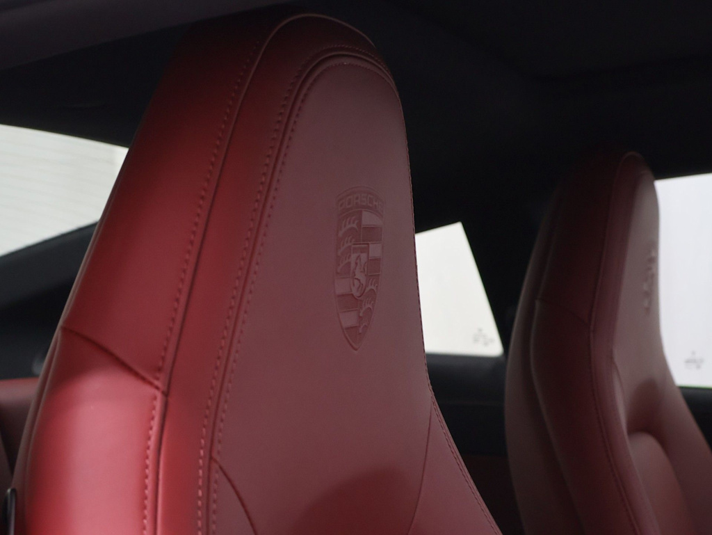 Thumbnail: 2024 Porsche 911 - 30