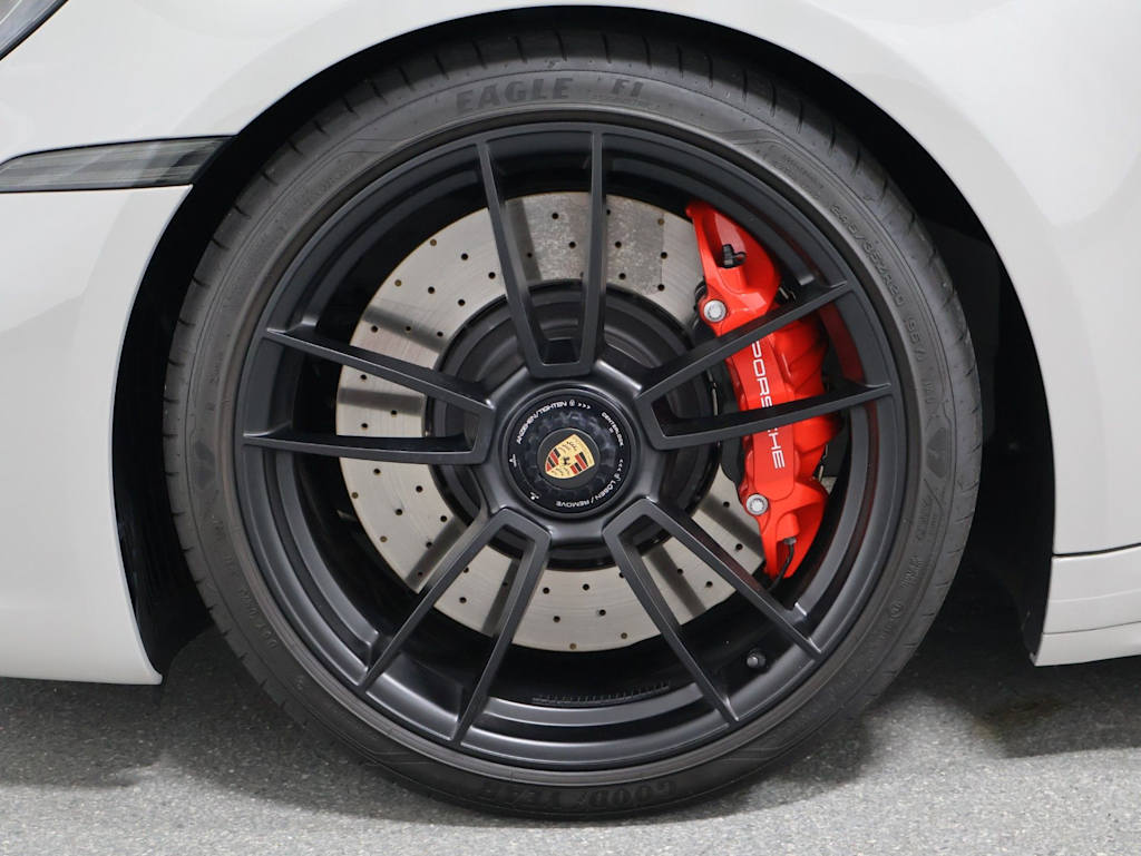 Thumbnail: 2024 Porsche 911 - 42