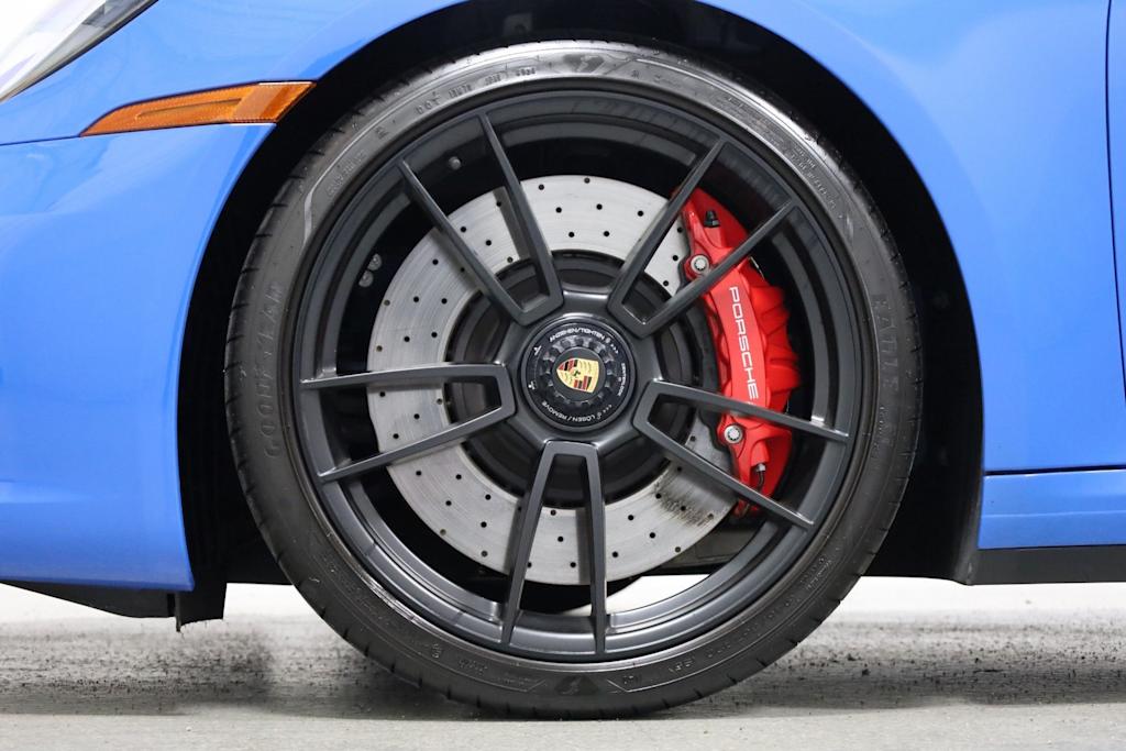 Thumbnail: 2024 Porsche 911 - 41