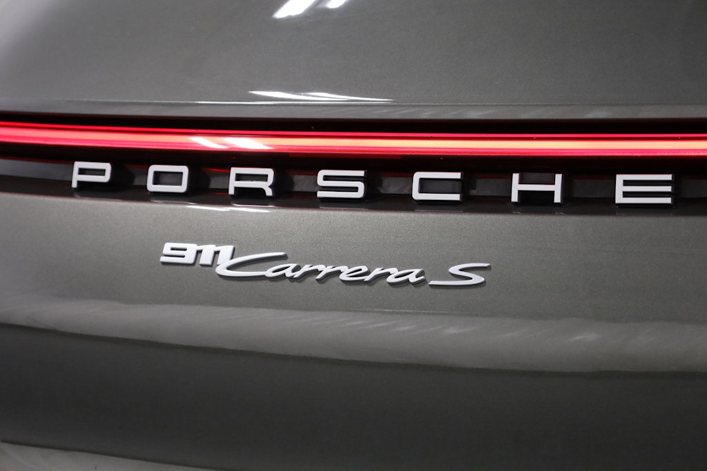 Thumbnail: 2024 Porsche 911 - 6