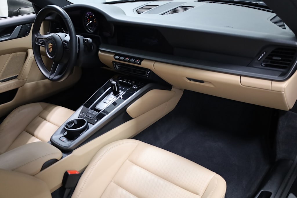 Thumbnail: 2024 Porsche 911 - 8