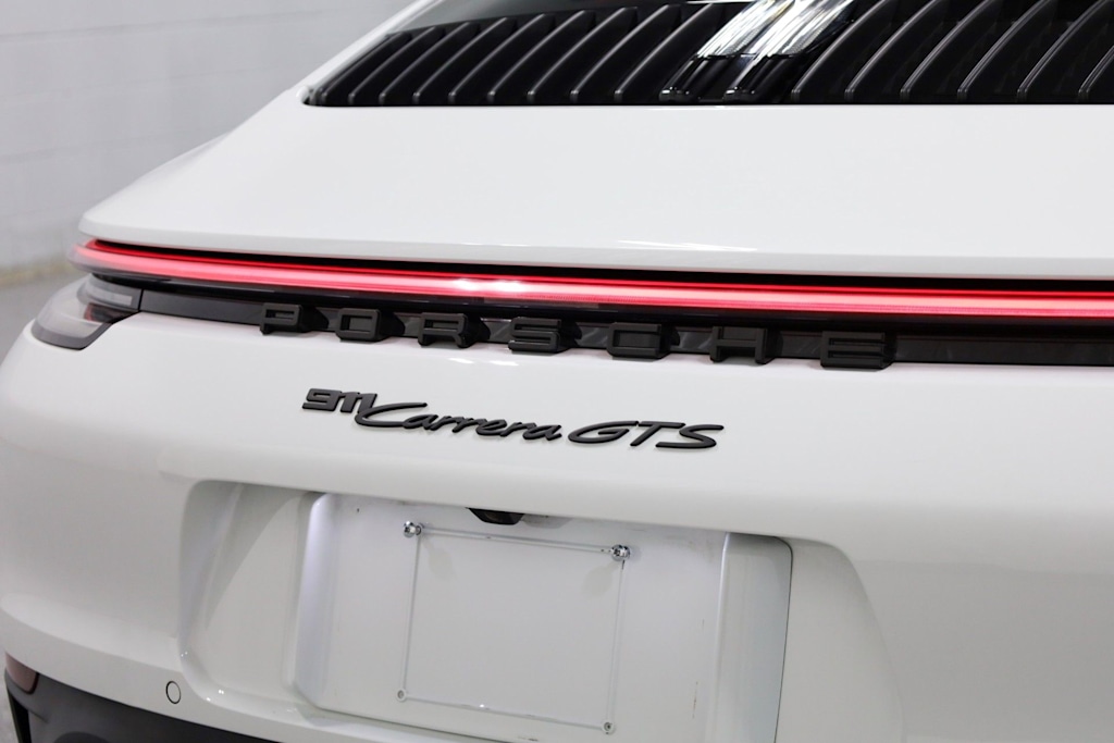 Thumbnail: 2022 Porsche 911 - 6