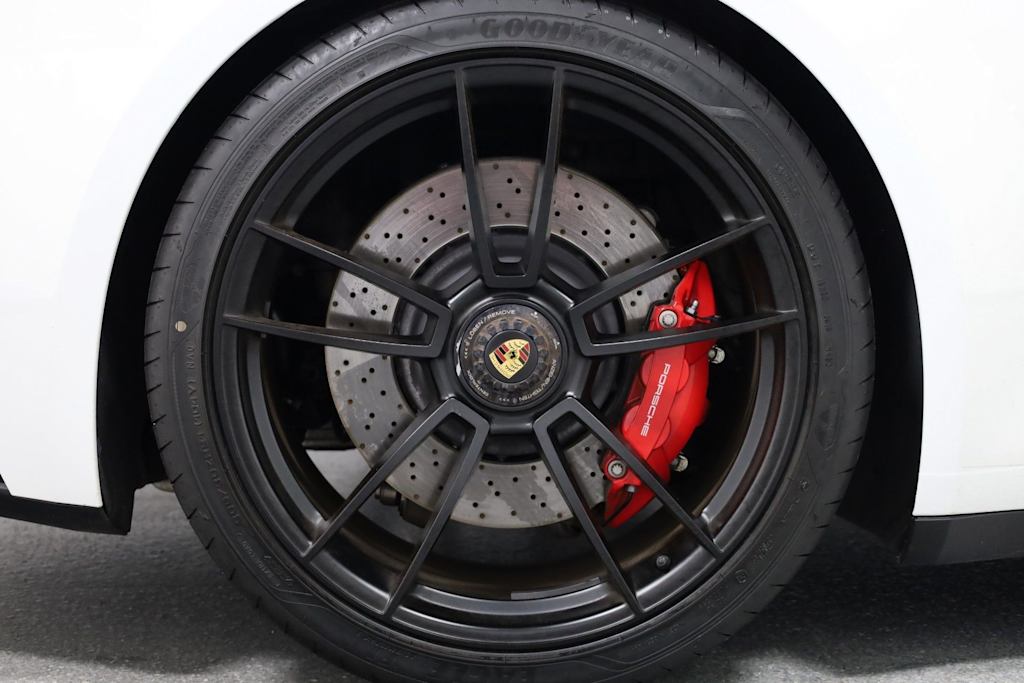 Thumbnail: 2022 Porsche 911 - 38