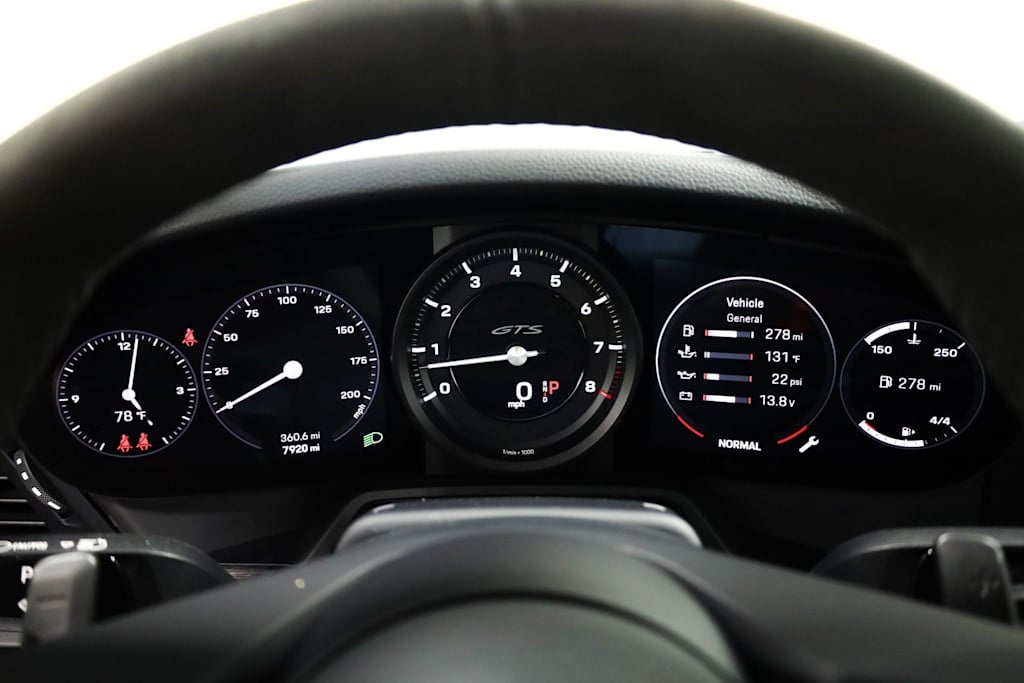 Thumbnail: 2022 Porsche 911 - 15