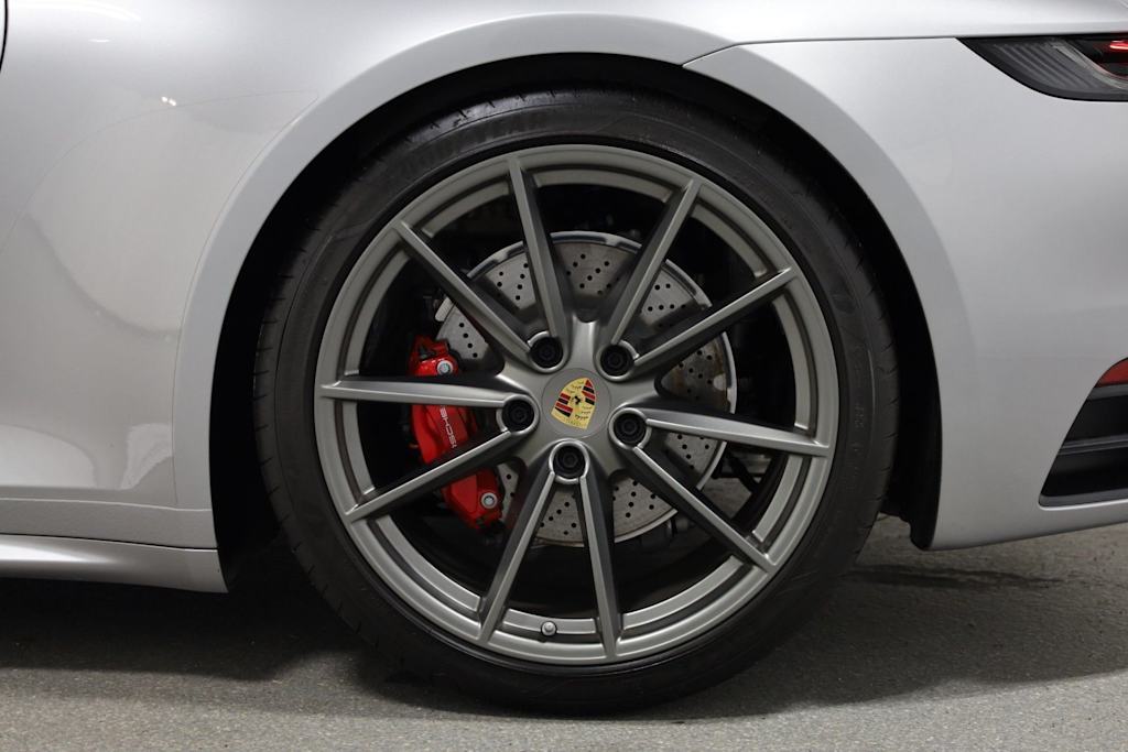 Thumbnail: 2024 Porsche 911 - 39