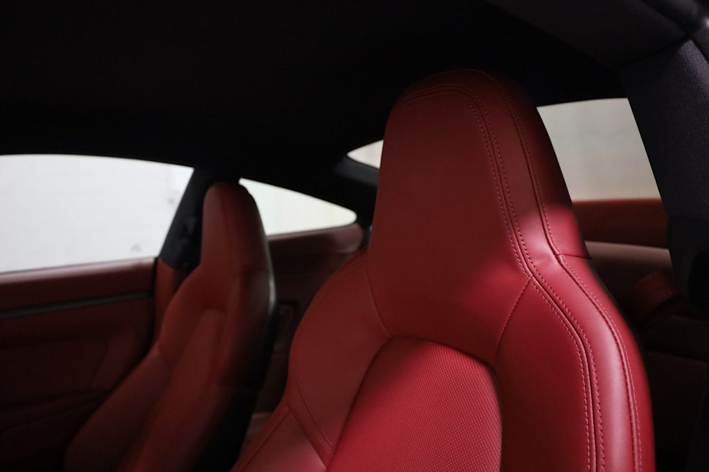 Thumbnail: 2024 Porsche 911 - 10