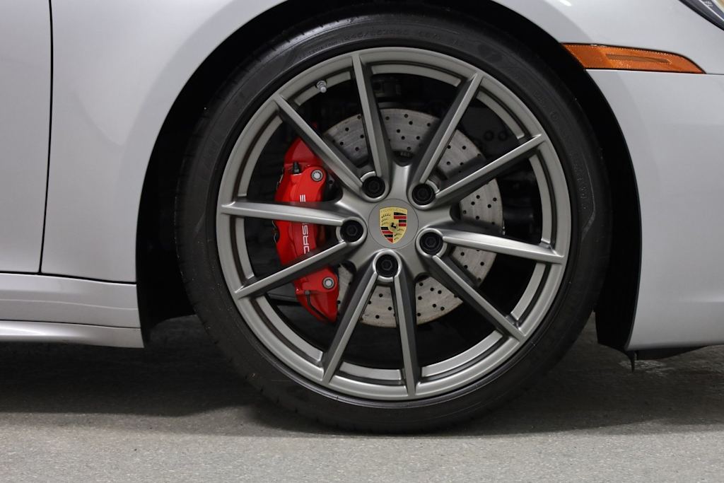 Thumbnail: 2024 Porsche 911 - 20