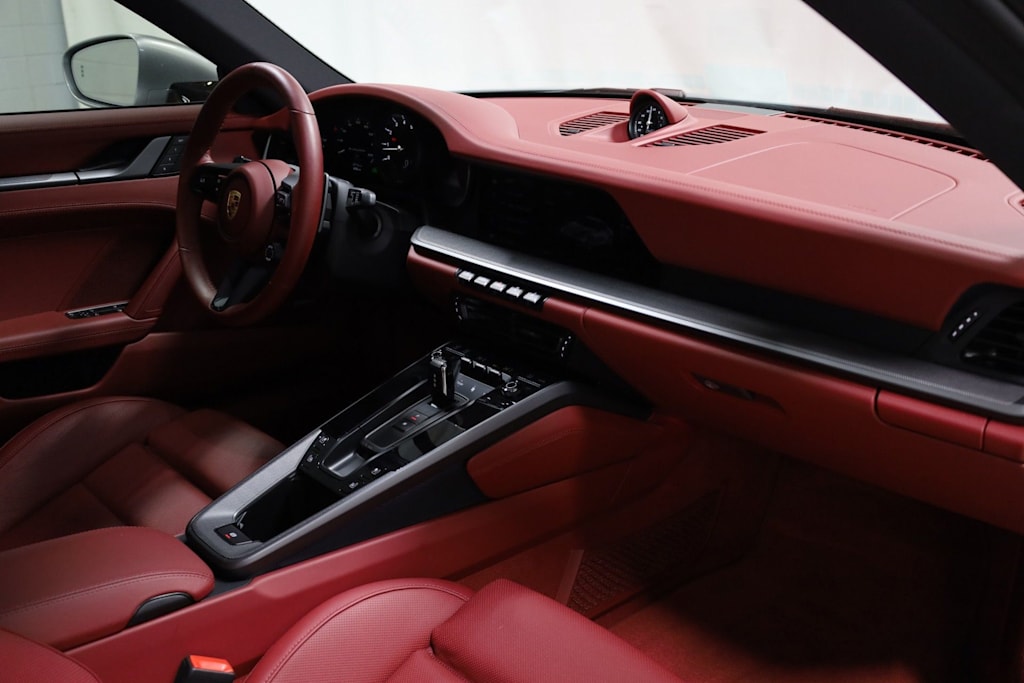 Thumbnail: 2024 Porsche 911 - 8