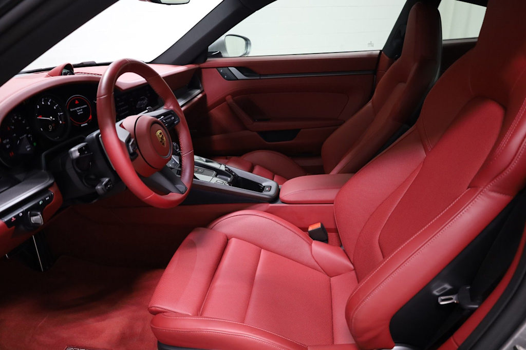 Thumbnail: 2024 Porsche 911 - 9